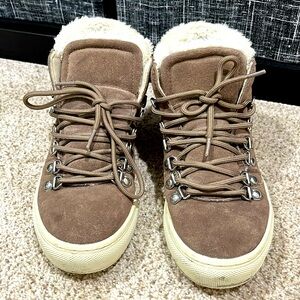 Brown Fur-Lined Shoes